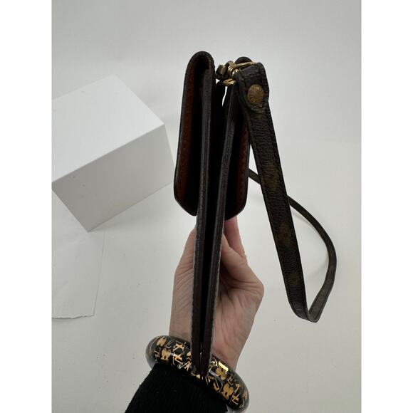 Louis Vuitton LV Monogram Pochette Double Rabat Thin Shoulder Bag - Picture 8 of 14